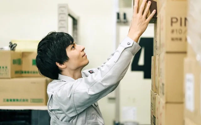 倉庫内軽作業